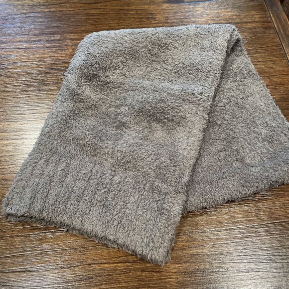 NWT Barefoot Dreams Pom Pom Beanie + Scarf Set CozyChic Knit Charcoal Gray - Picture 4 of 8